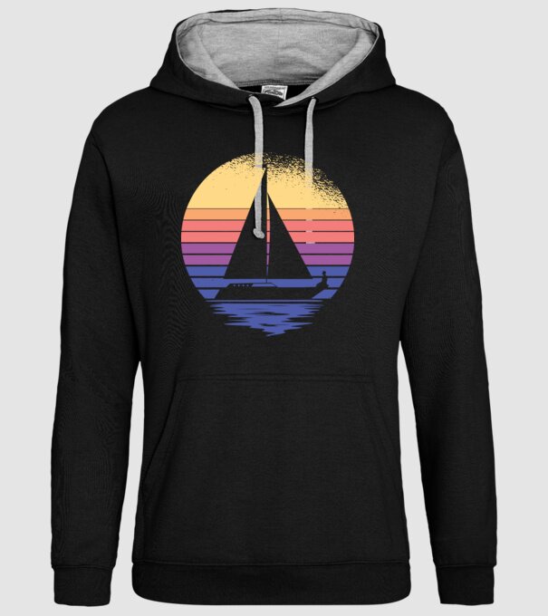 Navigație model negru pe tricou