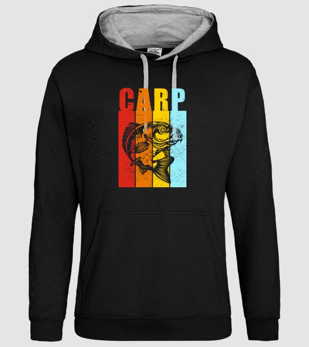 Carp Pescuit model negru pe tricou