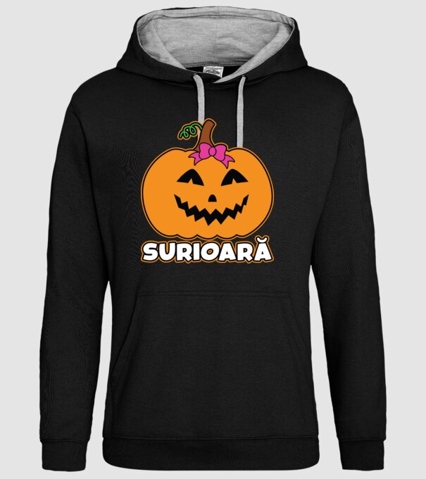 surioară model negru pe tricou
