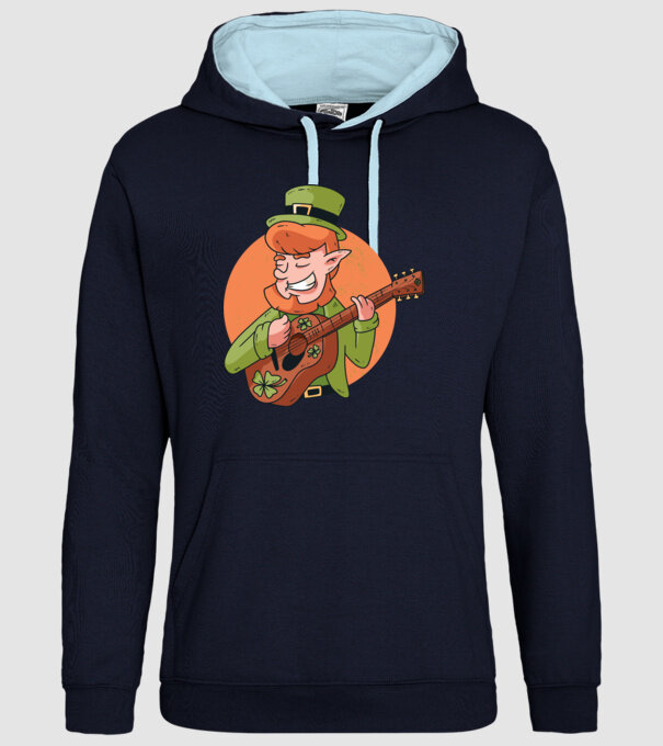 Chitarist Leprechaun irlandez St Patrick model albastru închis pe tricou