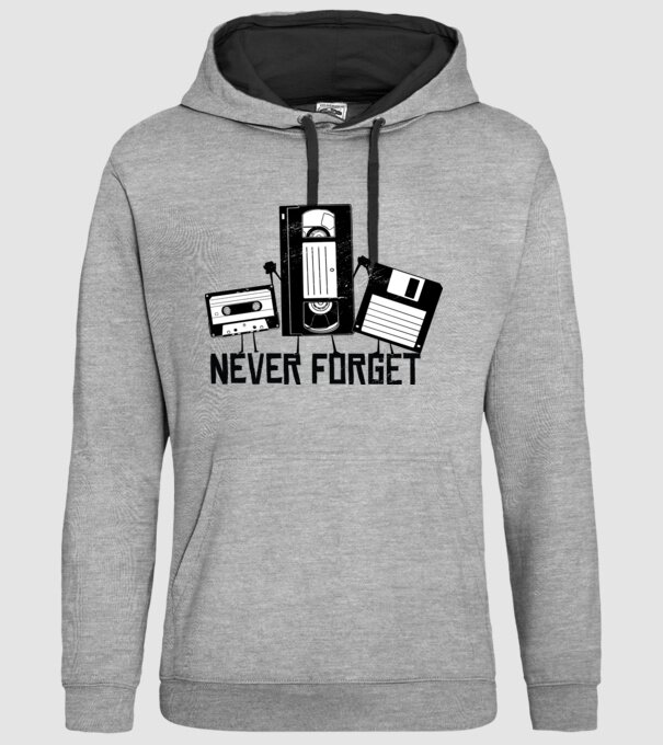 Never Forget model gri pe tricou
