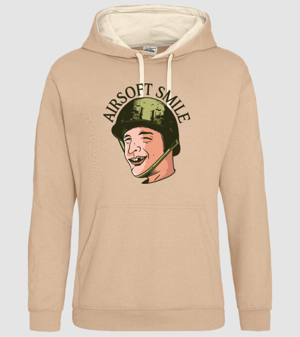 Zâmbet Airsoft model nisipiu pe tricou
