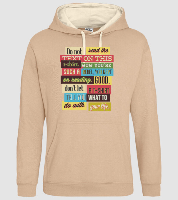 Do not read the text on this t shirt model nisipiu pe tricou