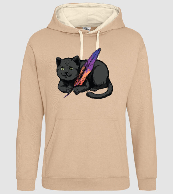 Pisicuță neagră cu pene model nisipiu pe tricou