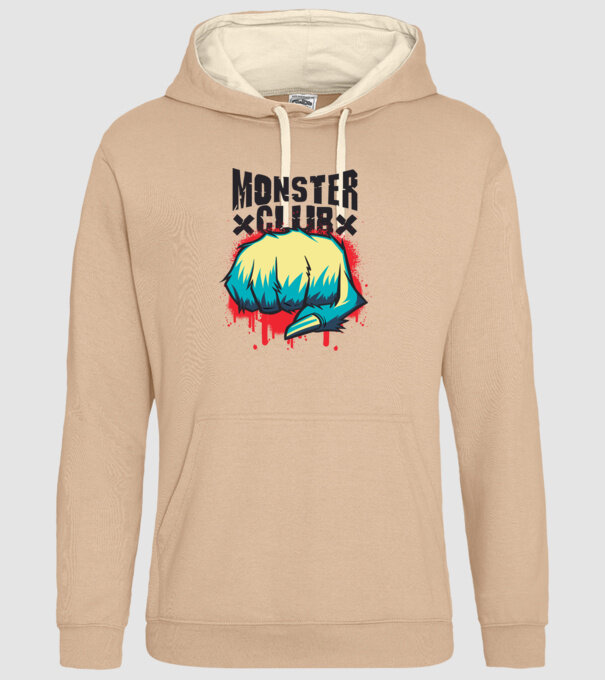 Monster Club model nisipiu pe tricou