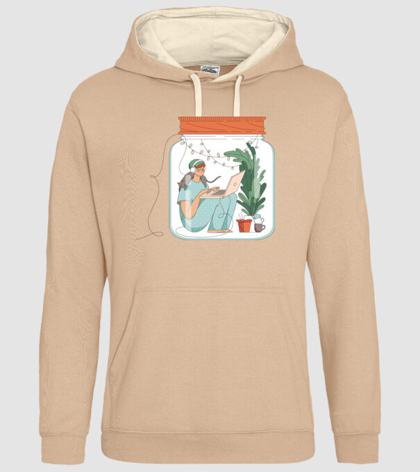 Fată Social Distancing model nisipiu pe tricou