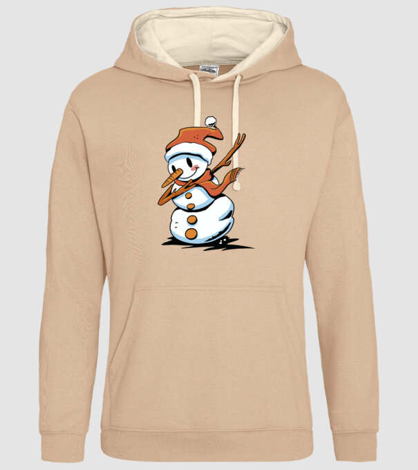 om de zăpadă Dab model nisipiu pe tricou