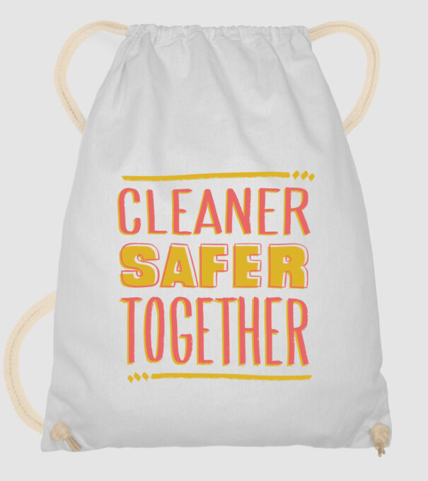 Cleaner Safer Together model alb pe tricou