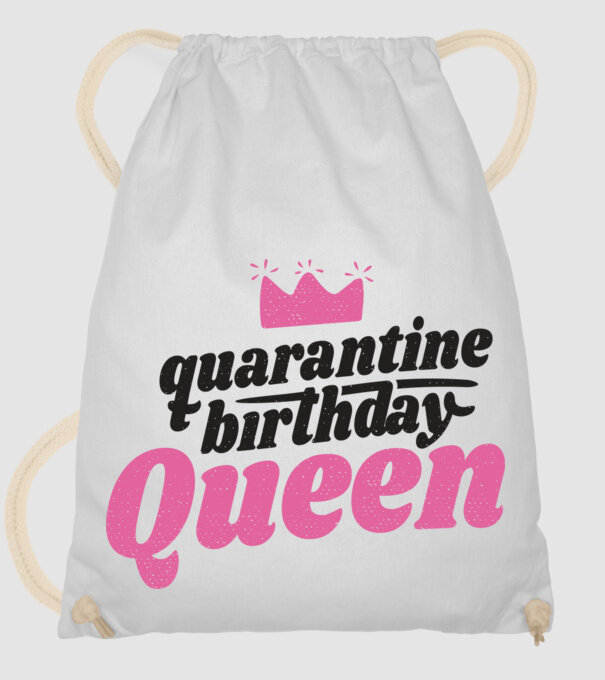 quarantine Queen model alb pe tricou