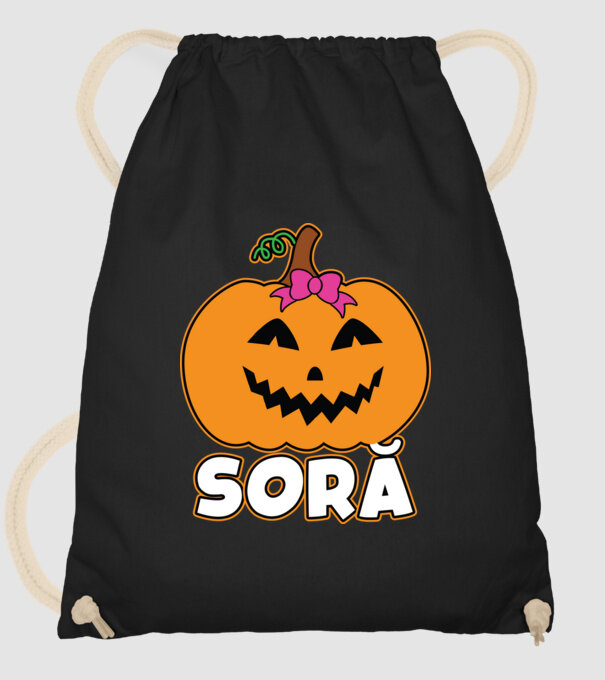 soră model negru pe tricou