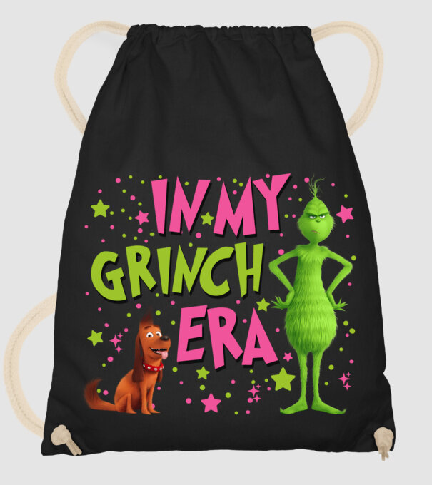 In my Grinch era model negru pe tricou