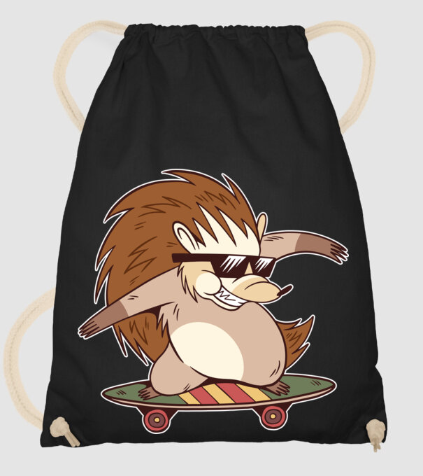 Arici Skateboarder model negru pe tricou