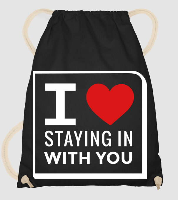 I love staying in with you model negru pe tricou