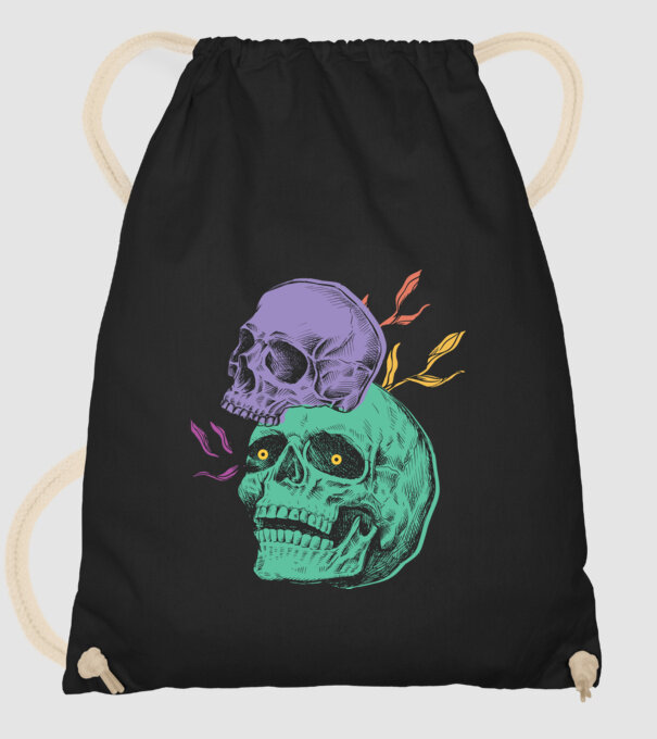 Cranii model negru pe tricou