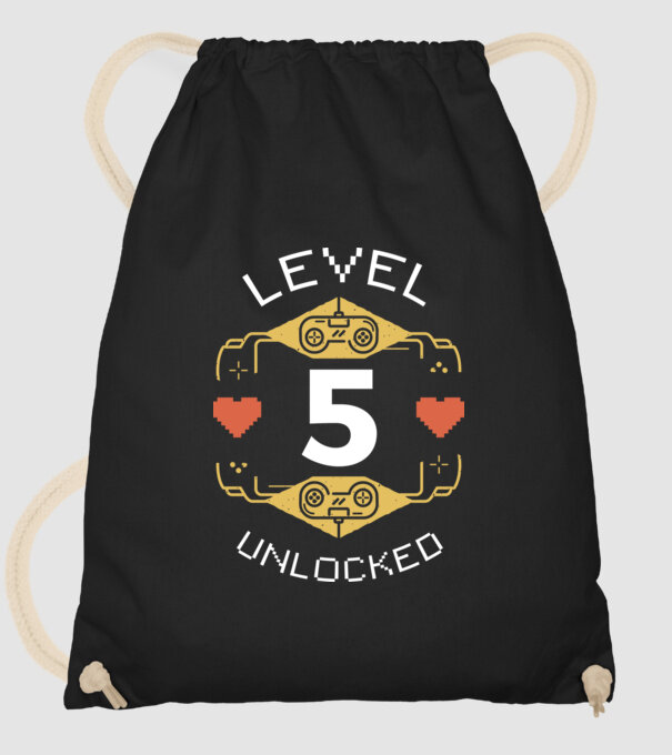 Level 5 Unlocked Gamer Birthday model negru pe tricou