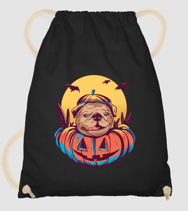 Mops Halloween model negru pe tricou