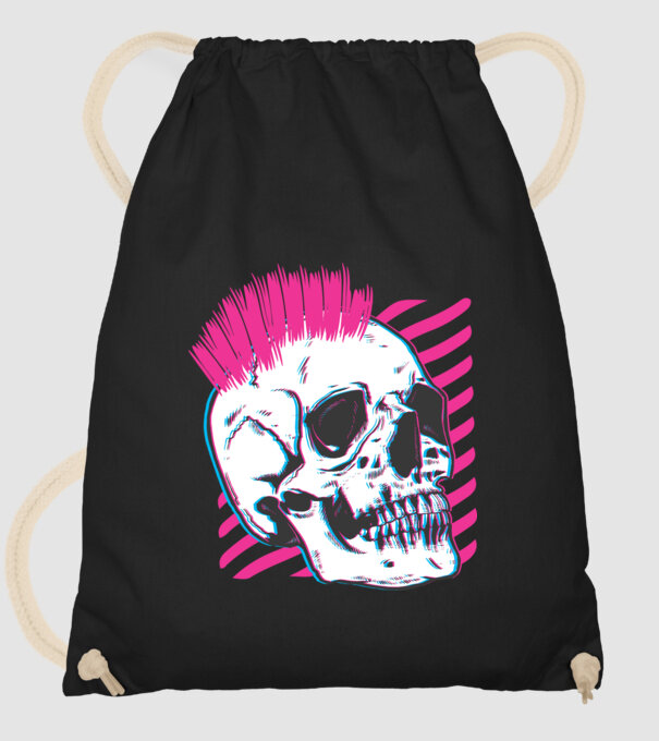 Craniu Punk model negru pe tricou