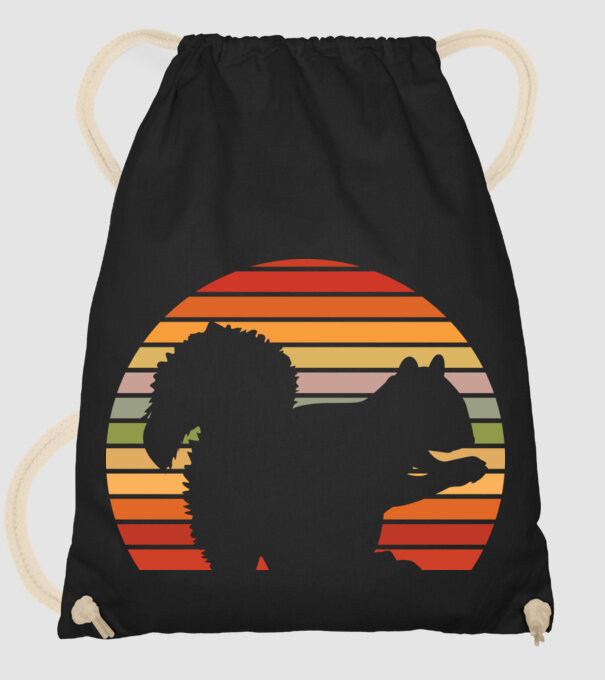 Veveriță Retro model negru pe tricou