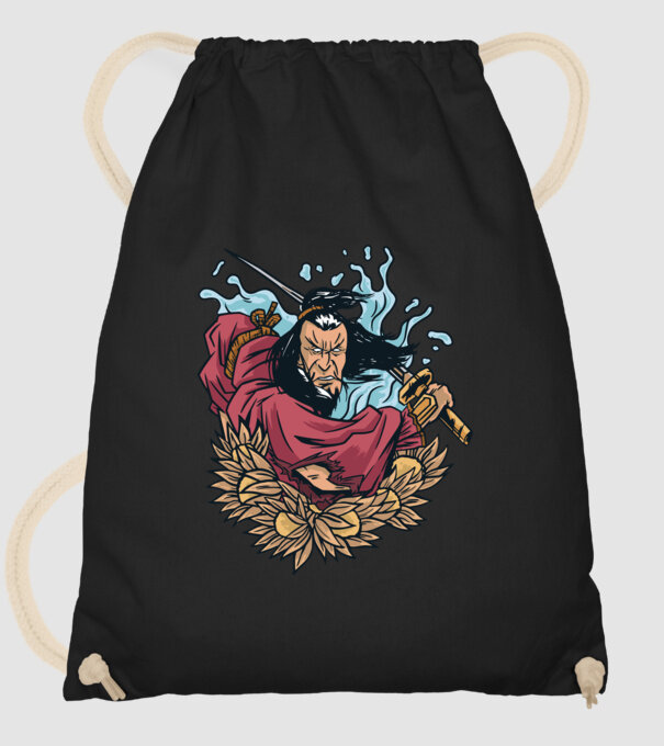 Samurai model negru pe tricou
