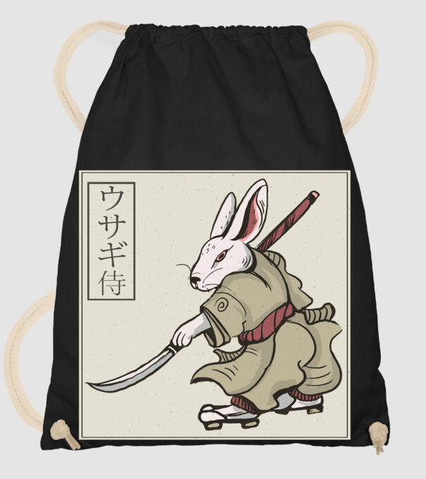 Iepure Samurai model negru pe tricou