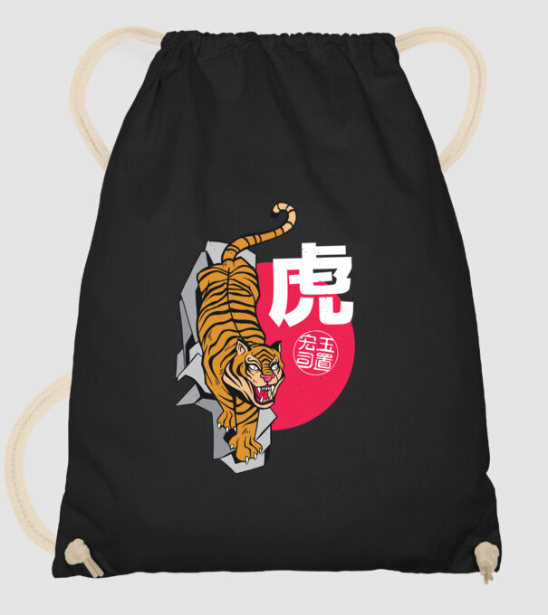 Tigru model negru pe tricou