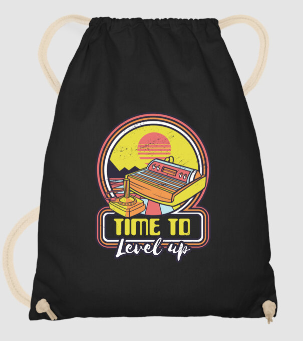 Time to Level Up model negru pe tricou