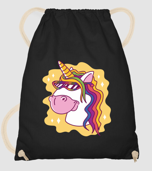 Cap de unicorn model negru pe tricou