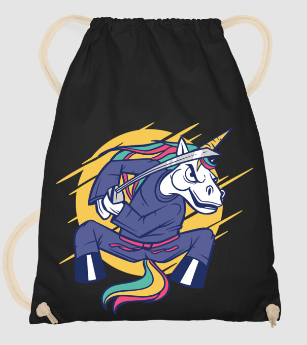 Unicorn Ninja model negru pe tricou