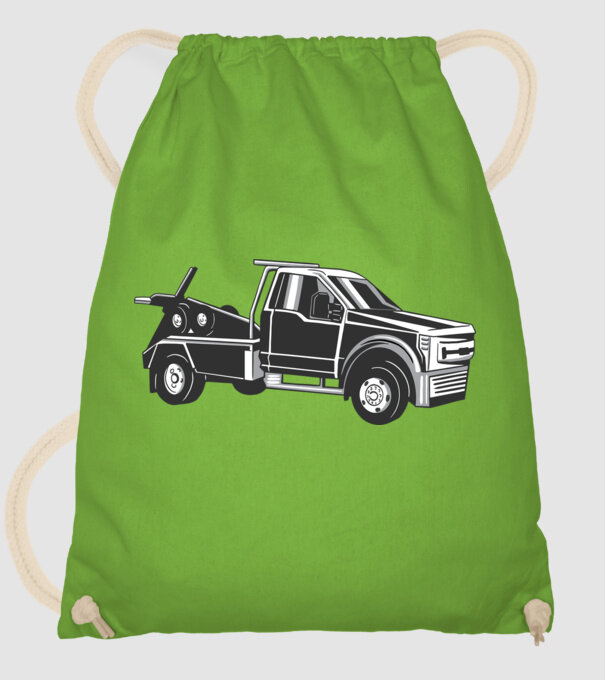 Mașină de remorcare model verde de măr pe tricou