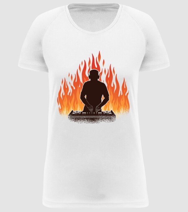 DJ Flăcări model alb pe tricou