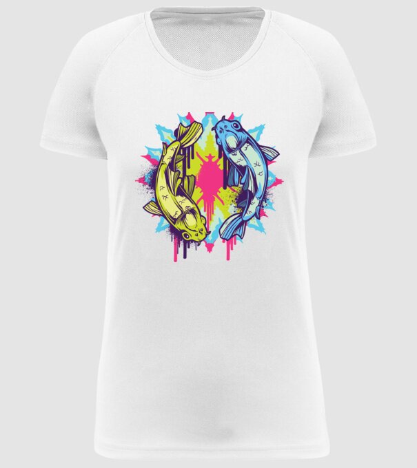 Crap Koi Colorat model alb pe tricou