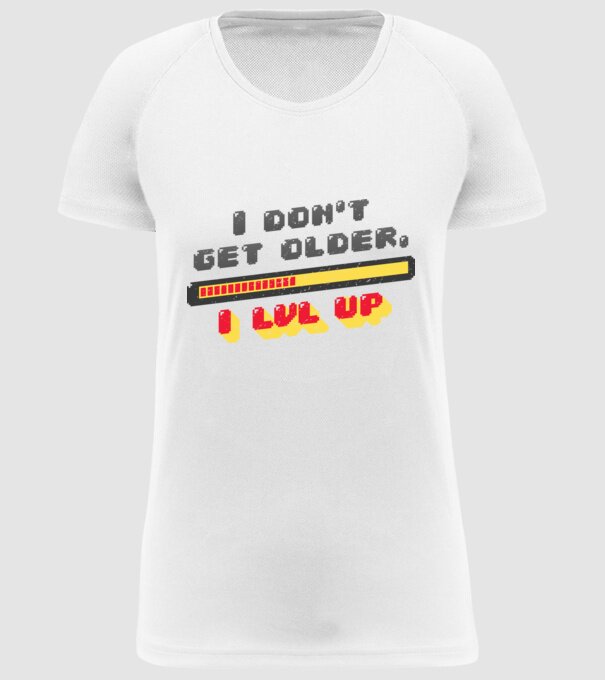 Eu nu îmbătrânesc, trec la nivelul următor Gamer, tricou zi naștere model alb pe tricou