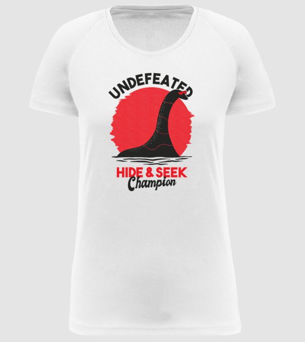 Undefeated Hide & Seek Champion model alb pe tricou