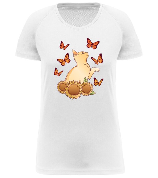  model  pe tricou