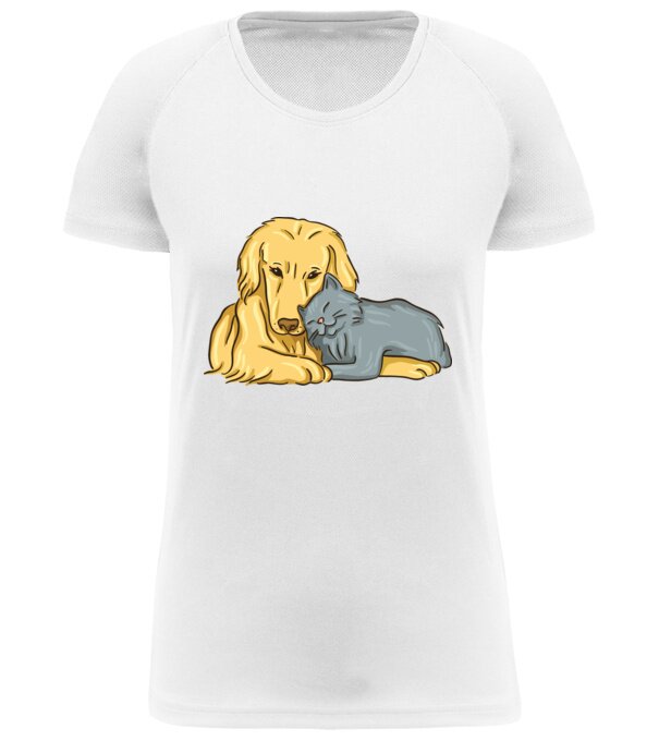  model  pe tricou