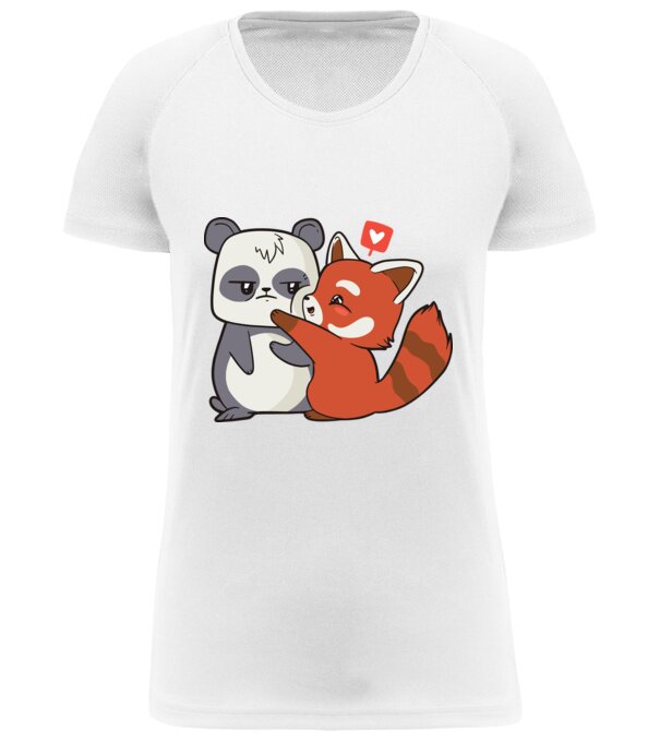  model  pe tricou