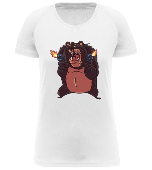  model  pe tricou