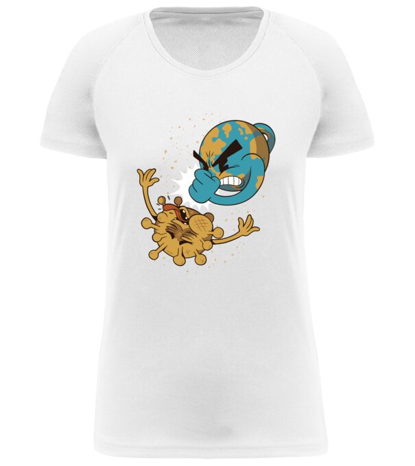  model  pe tricou