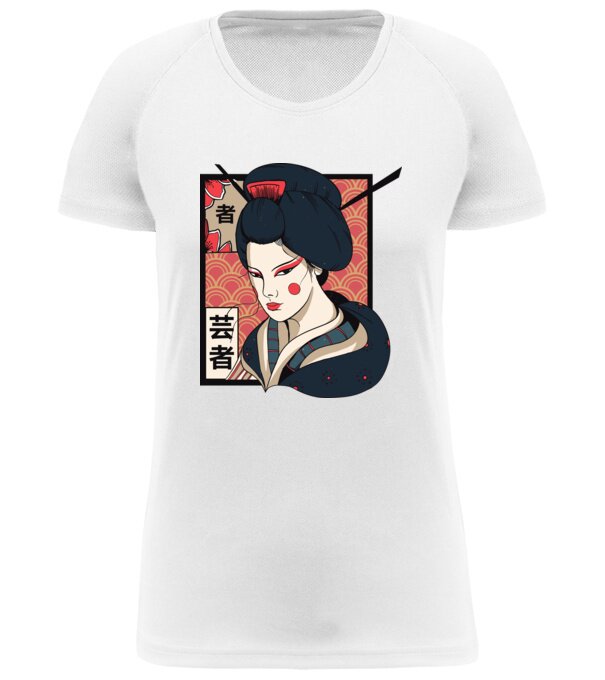  model  pe tricou