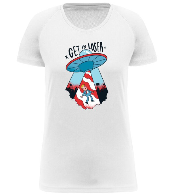  model  pe tricou