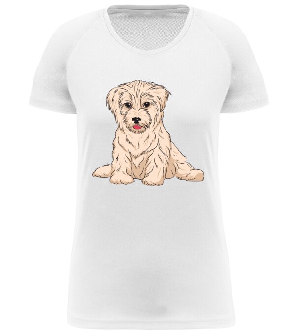  model  pe tricou
