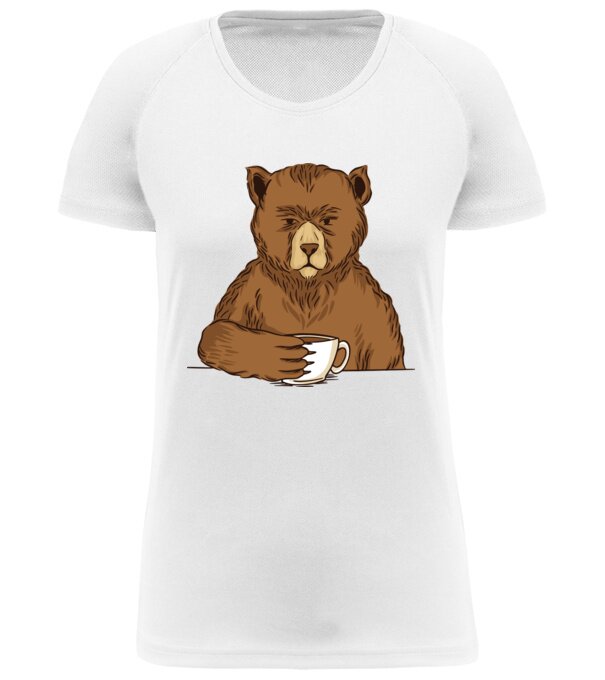  model  pe tricou