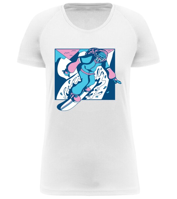  model  pe tricou