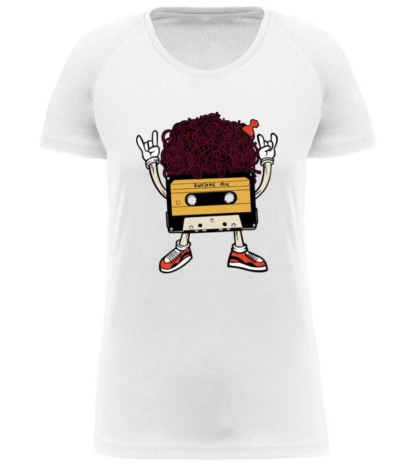  model  pe tricou