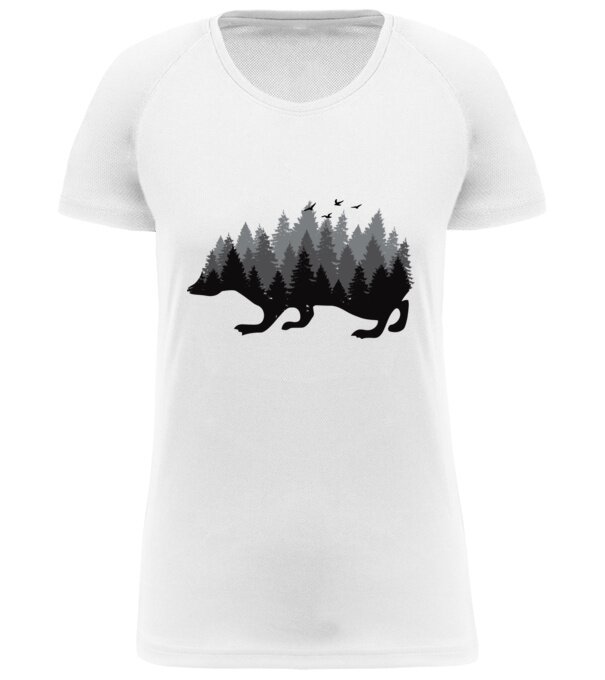  model  pe tricou