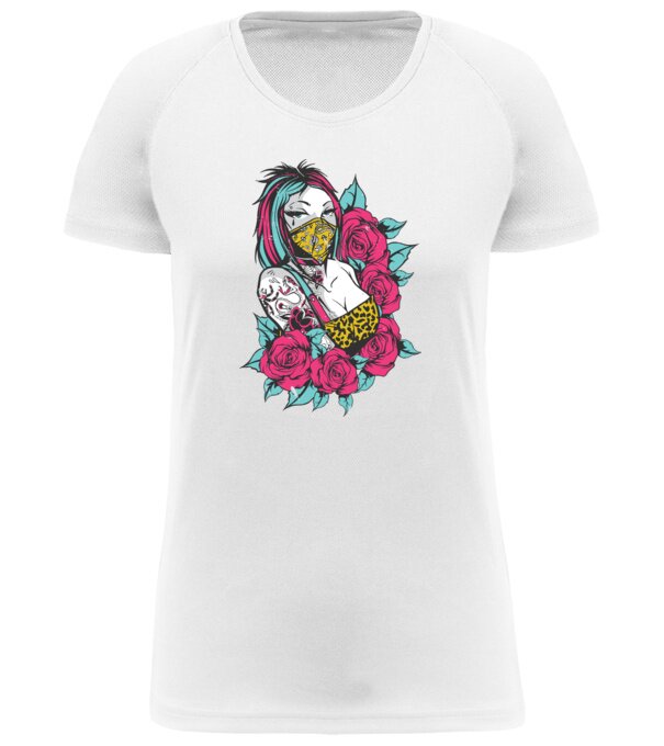  model  pe tricou