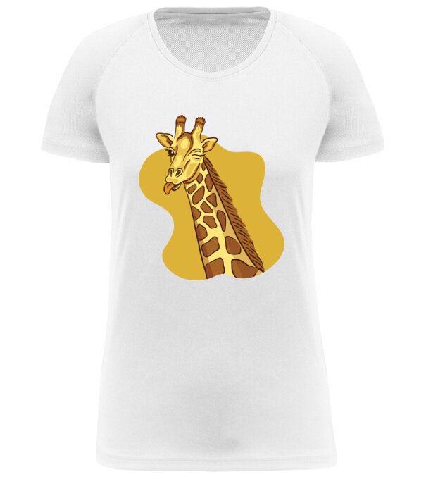  model  pe tricou