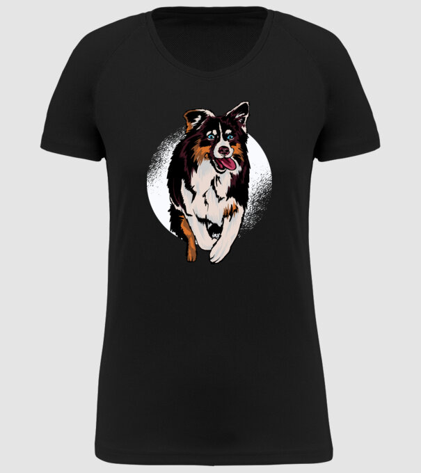 Câine ciobănesc Australian model negru pe tricou