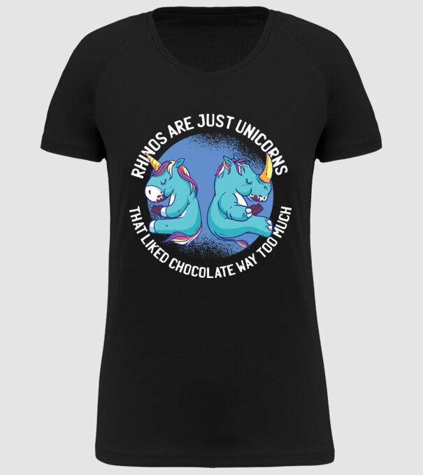Rinocerul este, de asemenea, un unicorn model negru pe tricou