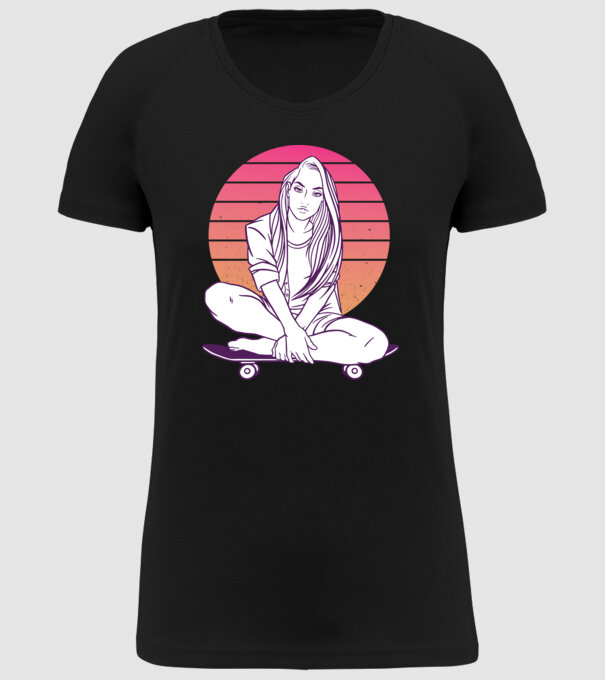 Fată Skateboarder model negru pe tricou